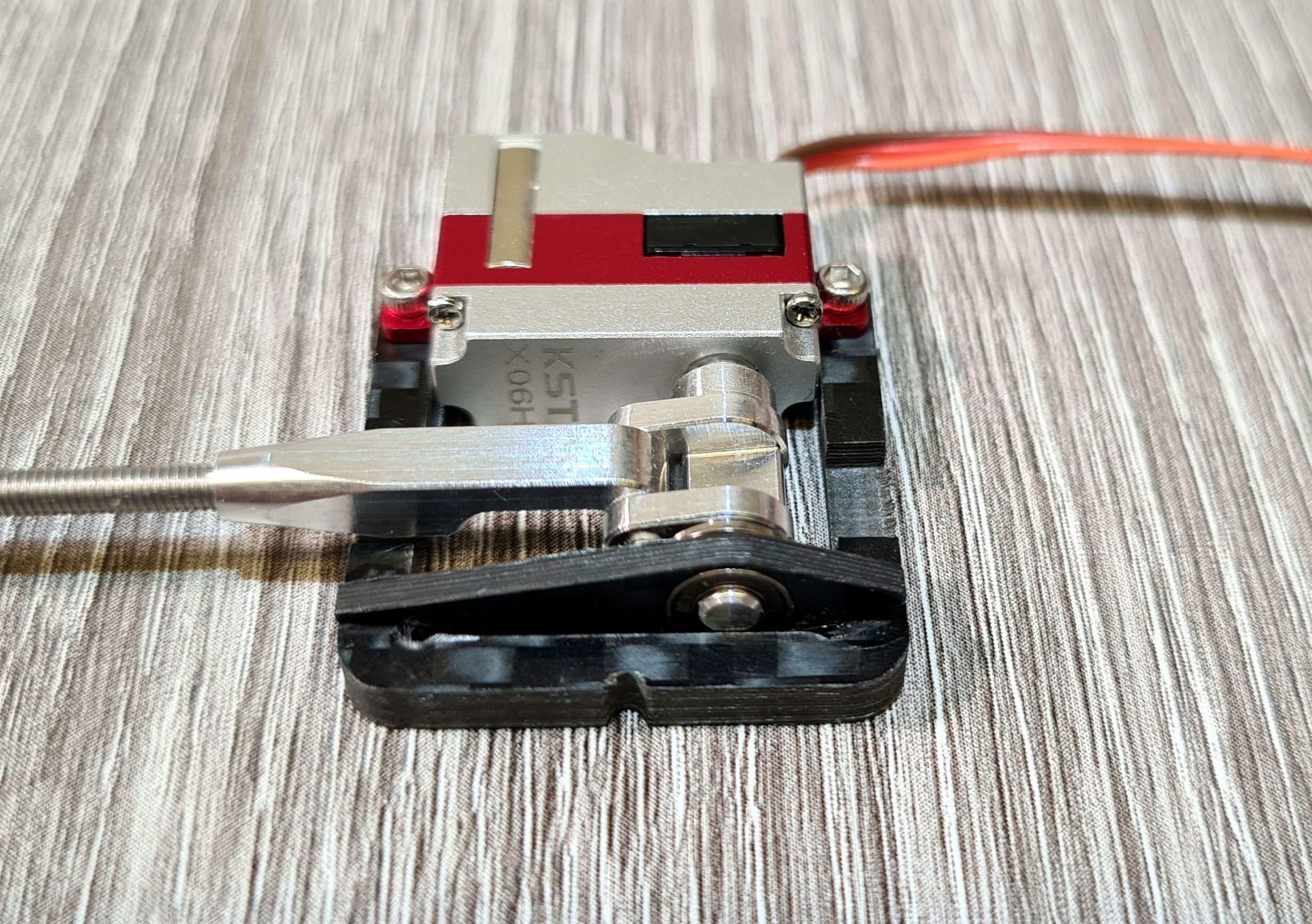 ペンたろう Carbon Servorahmen Set IDS – KST X06H - heizkoffer.de